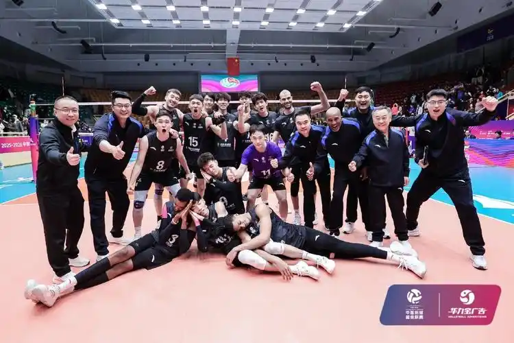 CBA联赛：浙江广厦 VS 广东东莞大益